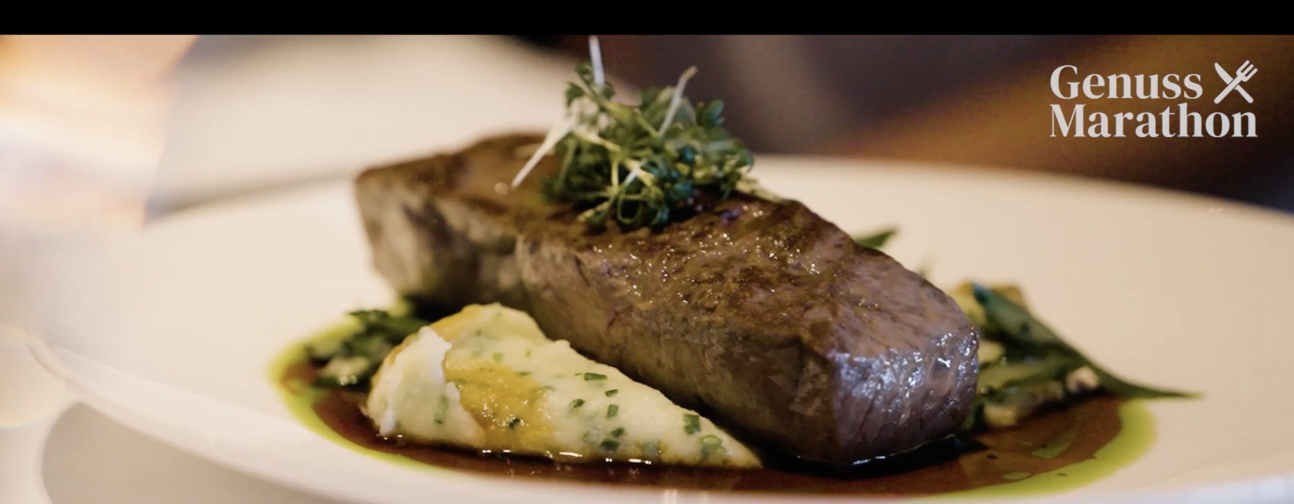 Premium-Men&uuml;: Hauptgang im Zielrestaurant beim Krimi-Teamevent